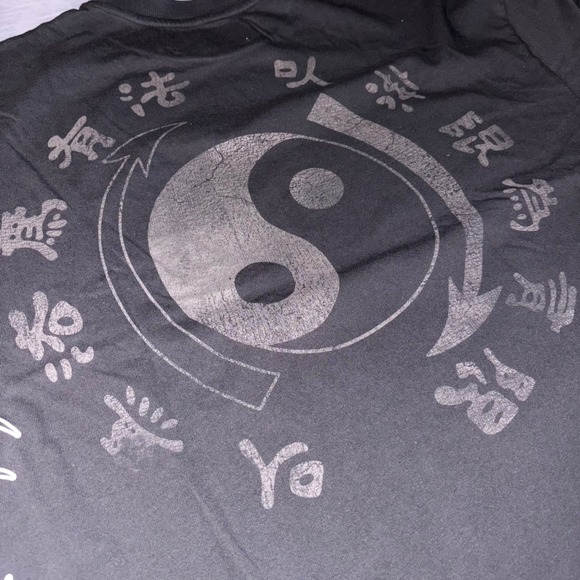 Bruce Lee Darc‎ Sport Tee Black T-Shirt Mens XL Raw Hem Box Cut Cropped 204/1000 - Picture 3 of 6